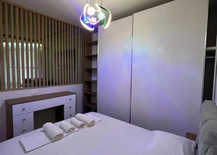 Condor Center Luxury 5 Tirana