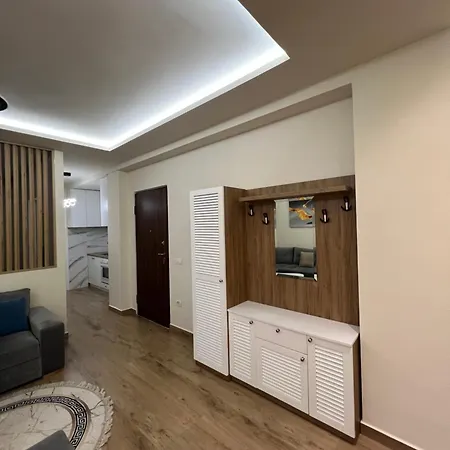 Condor Center Luxury 5 Appartement *