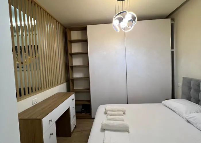 Condor Center Luxury 5